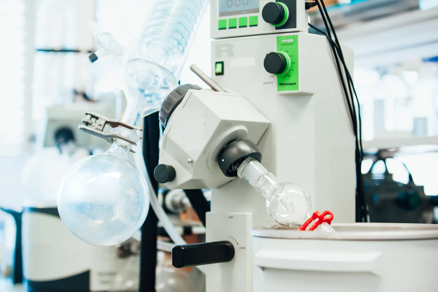 Co to jest przemysł zaawansowanych technologii?